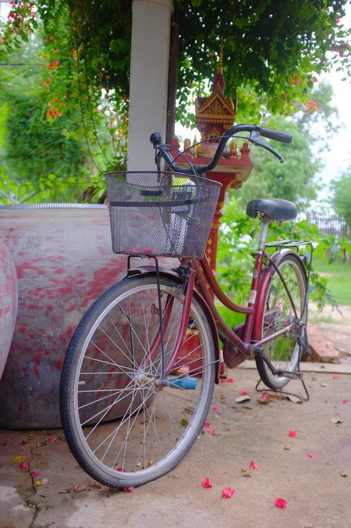 Red House Koh Dach Exterior photo